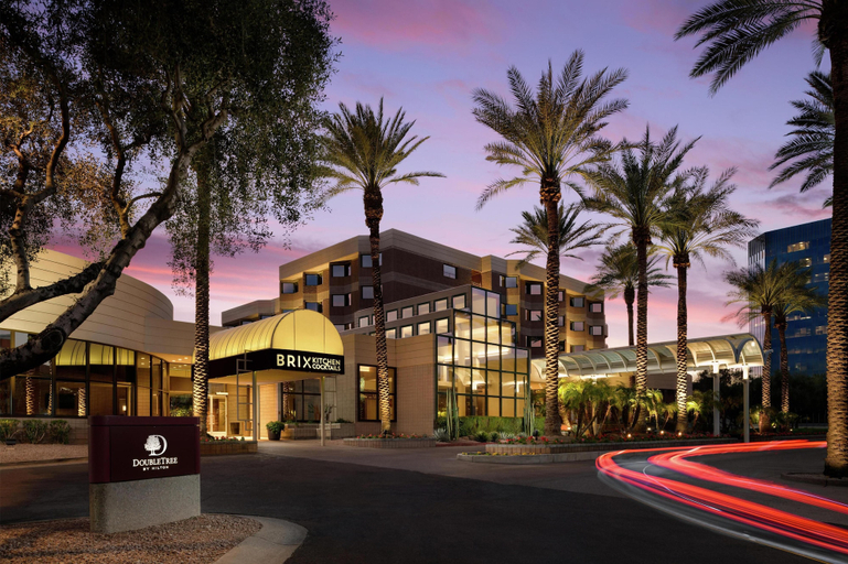 Exterior & Views 1, DoubleTree Suites by Hilton Phoenix, Maricopa