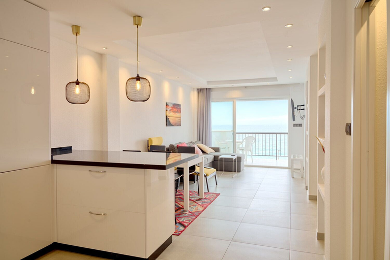 Living room 2, Arce I 26 by Casasol, Málaga