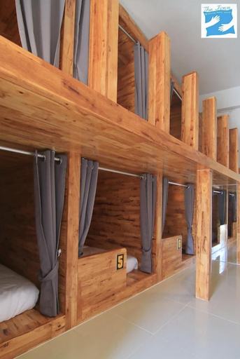 Bedroom 2, The Finn Hostel Betong, Batong