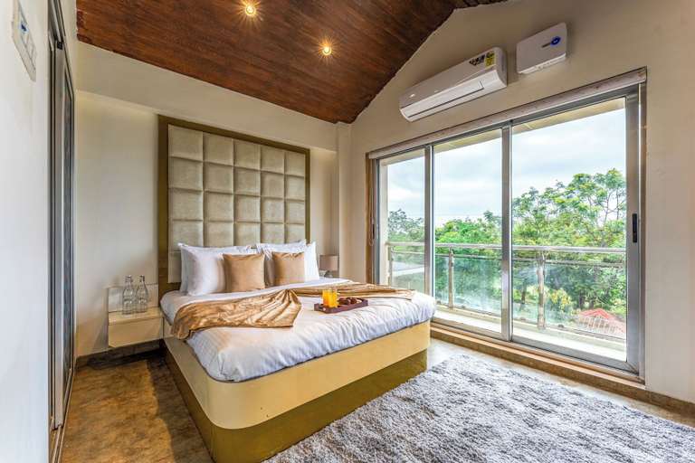 Room 4, Alaya Stays Gauri Villa 3BHK With Pool, Nashik