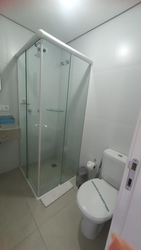 Bathroom 2, Apto novo! Bairro nobre!, Curitiba