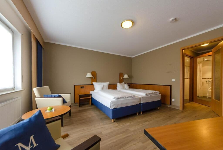 Bedroom 2, Hotel Markkleeberger Hof, Leipzig
