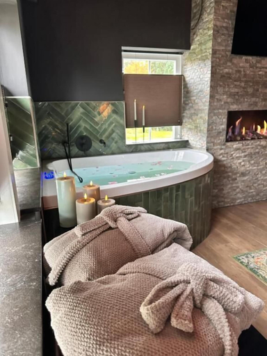 Bathroom 2, Wellness Tuin Luxury Suites & Lodges, Horst aan de Maas