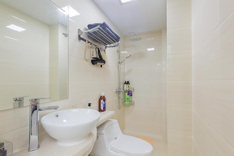 Bathroom 5, Locals Guesthouse (Haikou Baishamen park Branch), Haikou