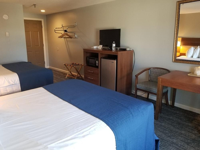 Bedroom 2, Hampton Village Inn, Rockingham