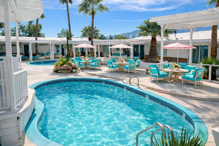 Pool 4, Spring House Resort, Riverside
