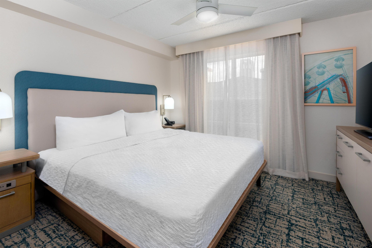 Bedroom 2, Homewood Suites By Hilton Orlando-Nearest Universal Studios, Orange