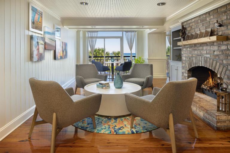 Public Area 2, Hampton Inn & Suites Myrtle Beach-Oceanfront, Horry