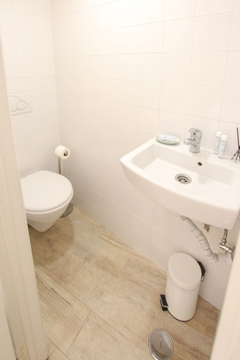 Room 2, Nomad s Castel Lisbon - The Solo, Lisbon