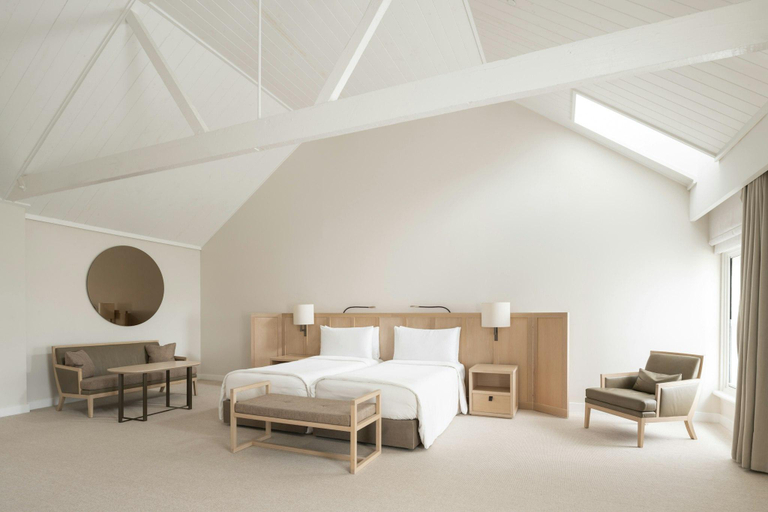 bedroom 12