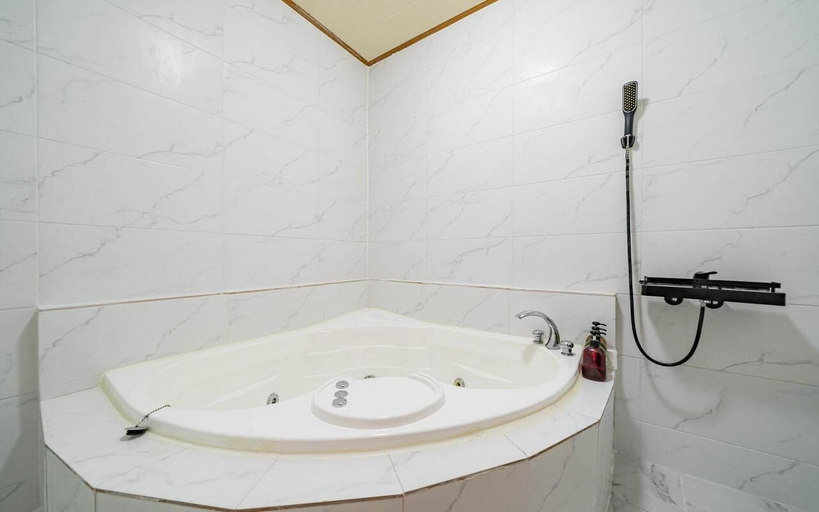 Bathroom 5, Hasen Nabeeya Hotel, Siheung