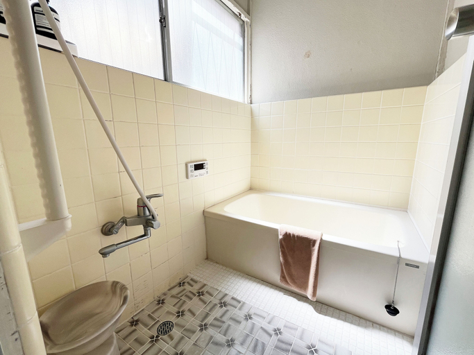 Bathroom 3, AND STAY Honmachi 1-chome B, Shibuya