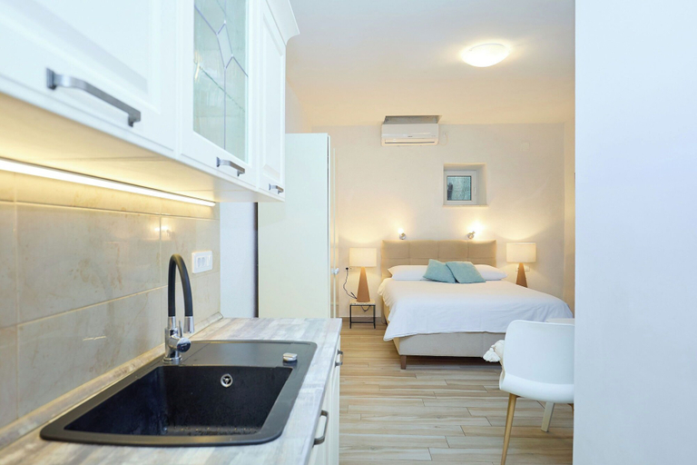 Interior, Studio Chloe - Heart of Old Town, Dubrovnik