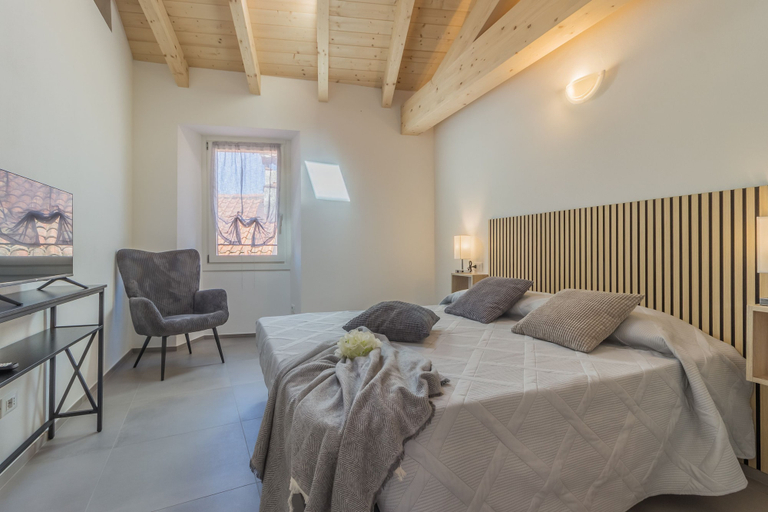 Room 4, C Magnolia Appartamento 3, Lecco