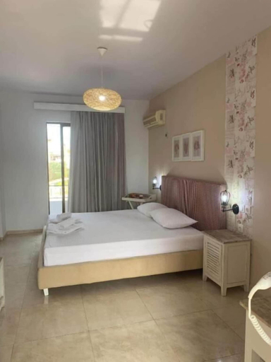Room 5, PAGONA STUDIO, South Aegean