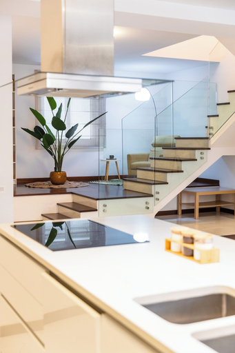 Private kitchen 2, Duplex Sliema