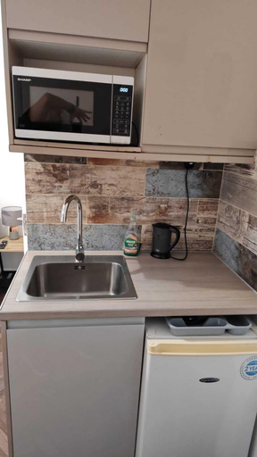 Others 5, Dalston Luxe Studios (3 Miles away from Liverpool Train Station), London