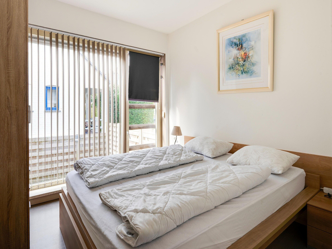 Bedroom 2, Luxury Villa with Sauna & Hot Tub in Middelkerke, West-Vlaanderen