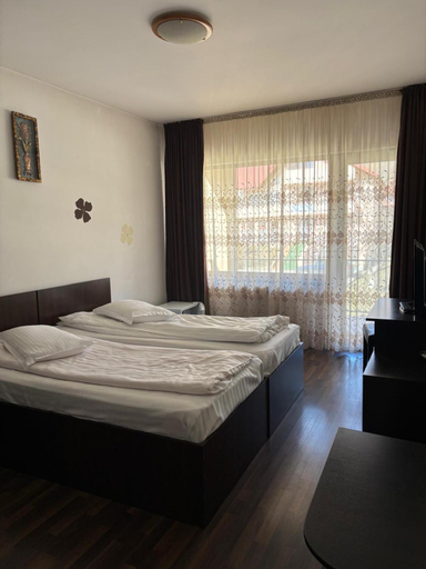 Bedroom 3, Pensiunea Alexia, Piatra-neamt
