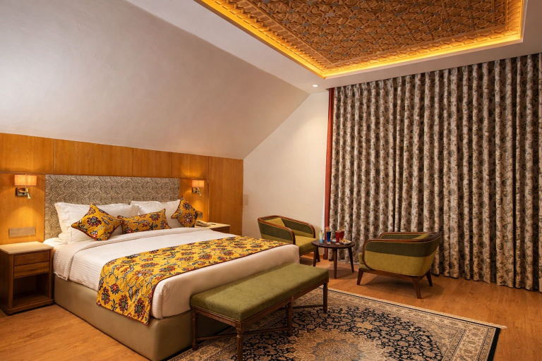 Room 4, Mountnoor Sarovar Premiere Pahalgam, Anantnag