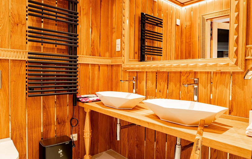 Bathroom 3, Mountain Diamond Resort, Tatra