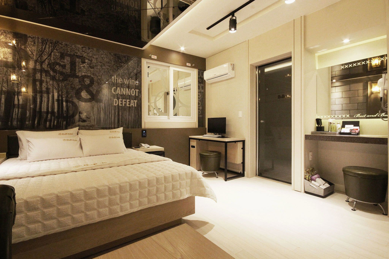 Bedroom, Yecheon B and B, Yecheon