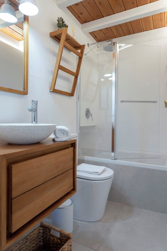 Bathroom 2, Stylish Penthouse Private Terrace Plaza Mitjana, Málaga