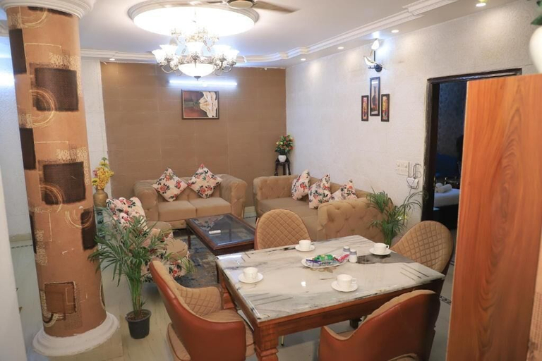 Dining 2, Fortune Home Service Apartment D-198, Delhi