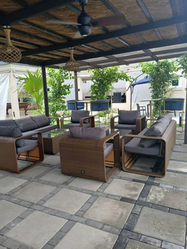Terrace/patio 4, Stallion Luxury Suites, Karu