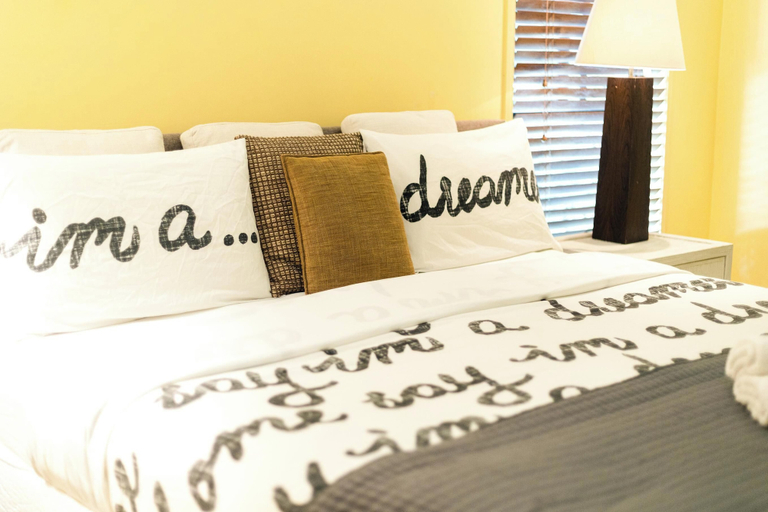 Room 4, Coastal Holiday Home - Bradford 10, Gold Coast