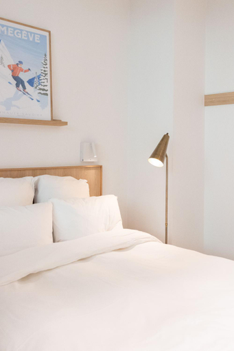 Bedroom 4, The Babel Community Hotel Grenoble, Isère