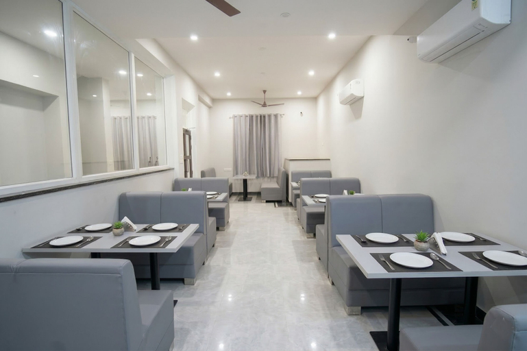 Dining 3, The Stripes Ranthambore, Sawai Madhopur