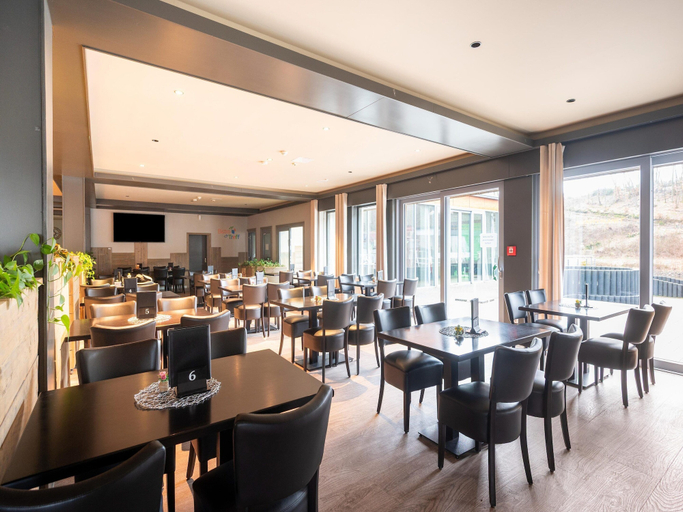 Dining 4, Hambachtal Nature Hideaway Boutique Resort, Birkenfeld