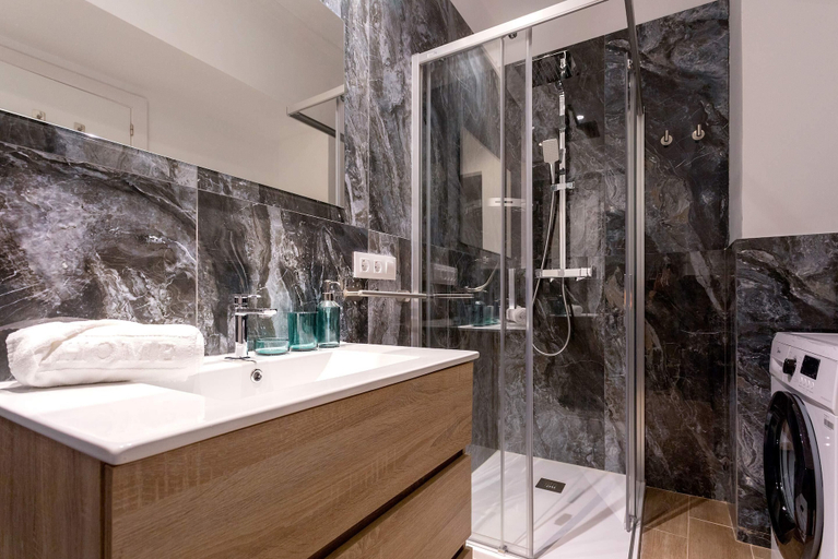 Bathroom 3, Luxury Apartment in Sevilla Center. Pajaritos III, Sevilla