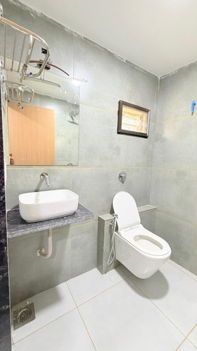Bathroom 2, Hotel TGR Bharuch, Bharuch