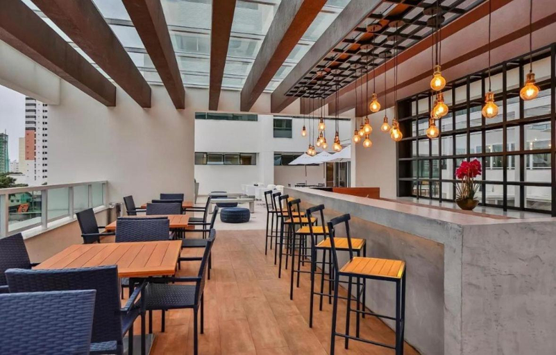Food & Drinks 4, America Executive Apart Hotel Campos - LAMAG, Campos