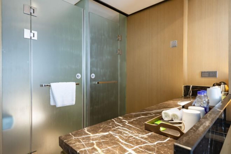 Bathroom 3, Xierdun Yixuan Hotel, Lishui