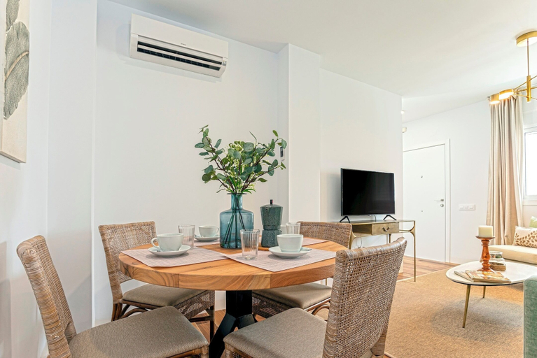 In-room dining, Lovely Apartment in the Center. San Antonio III, Cádiz