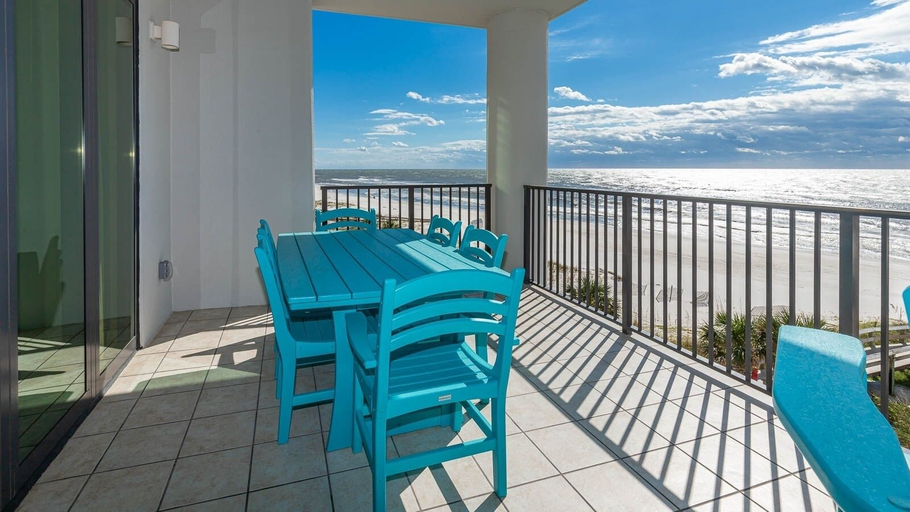 Outdoor dining 5, The Oasis 308 Formerly Phoenix West Ii 308 3 Bedroom Condo, Baldwin