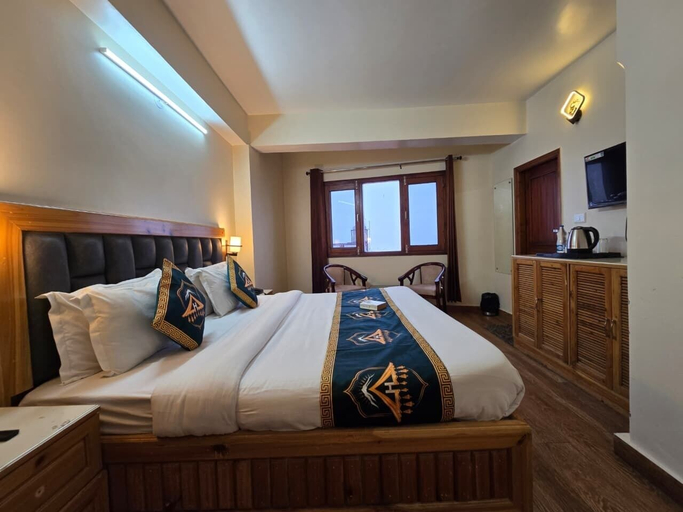 Room 2, Kavin Uphar - The Mall, Shimla
