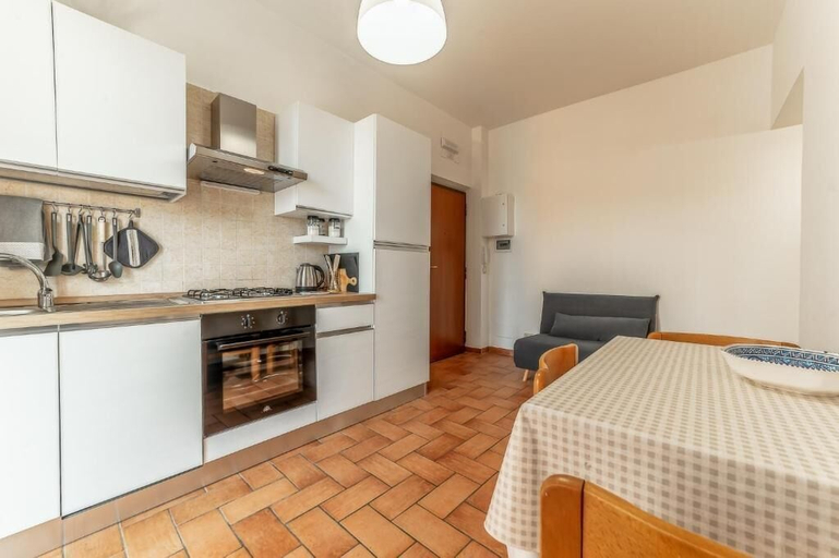 Private kitchen 4, Greta Flat - Ospedale Gemelli - WiFi, Rome
