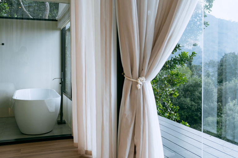 Bathroom 4, Akano Doichang, Mae Suai