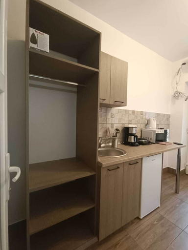 Private kitchen 3, M20 Studios, Cluj-napoca
