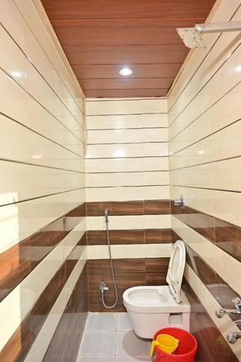 Bathroom 2, Royal Mac palace, Purba Champaran
