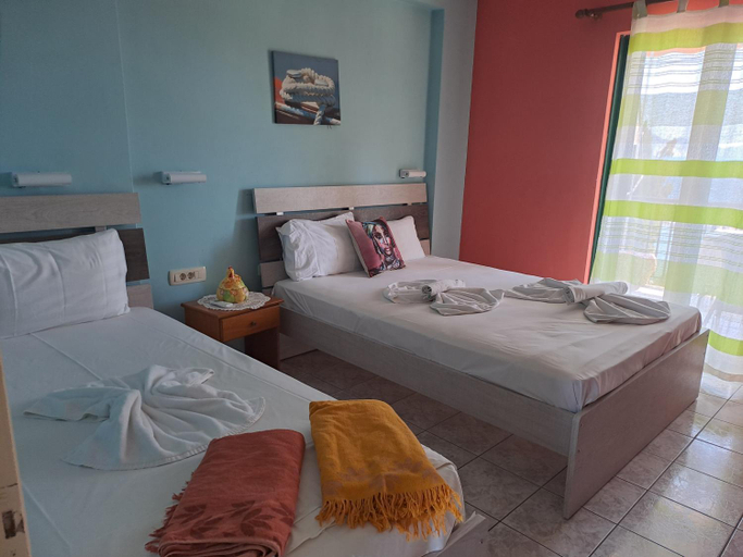 Bedroom 2, Karmiris family apartment with sea view for 6persons, Ionian Islands