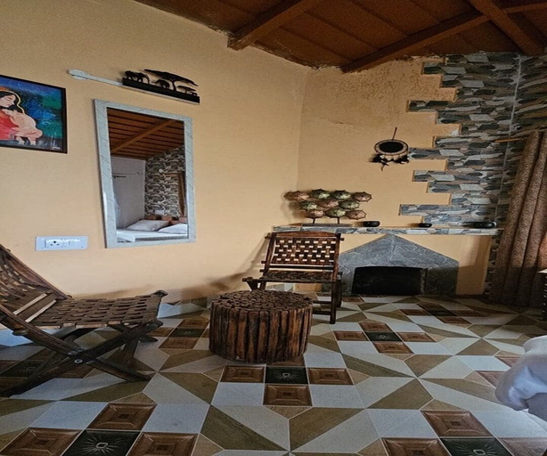 Interior, S K and Shiv Cottages, Nainital