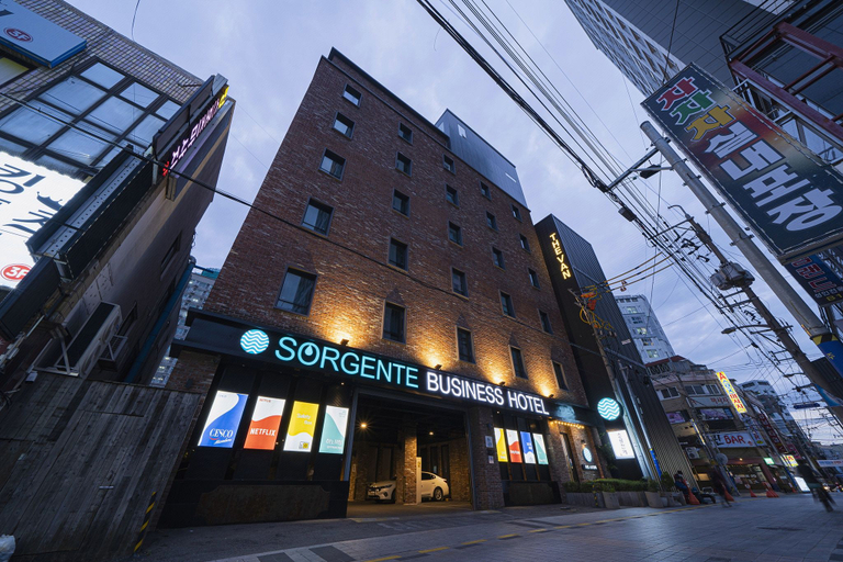 Exterior & Views 2, Sorgente Business Hotel, Sasang