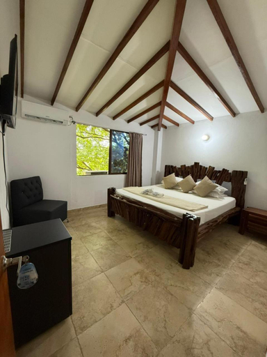 Bedroom 2, Hotel Santorini Doradal, Puerto Triunfo