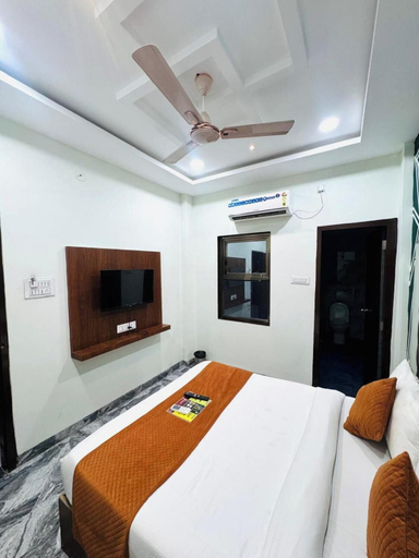 Room 4, P2 Hotel, Indore