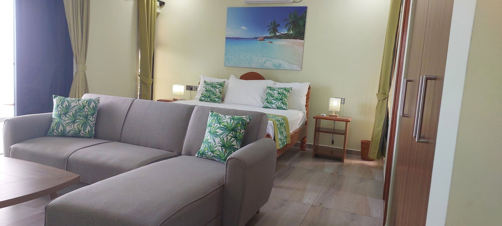 Living area 2, Balcons Sur Mer Apartments